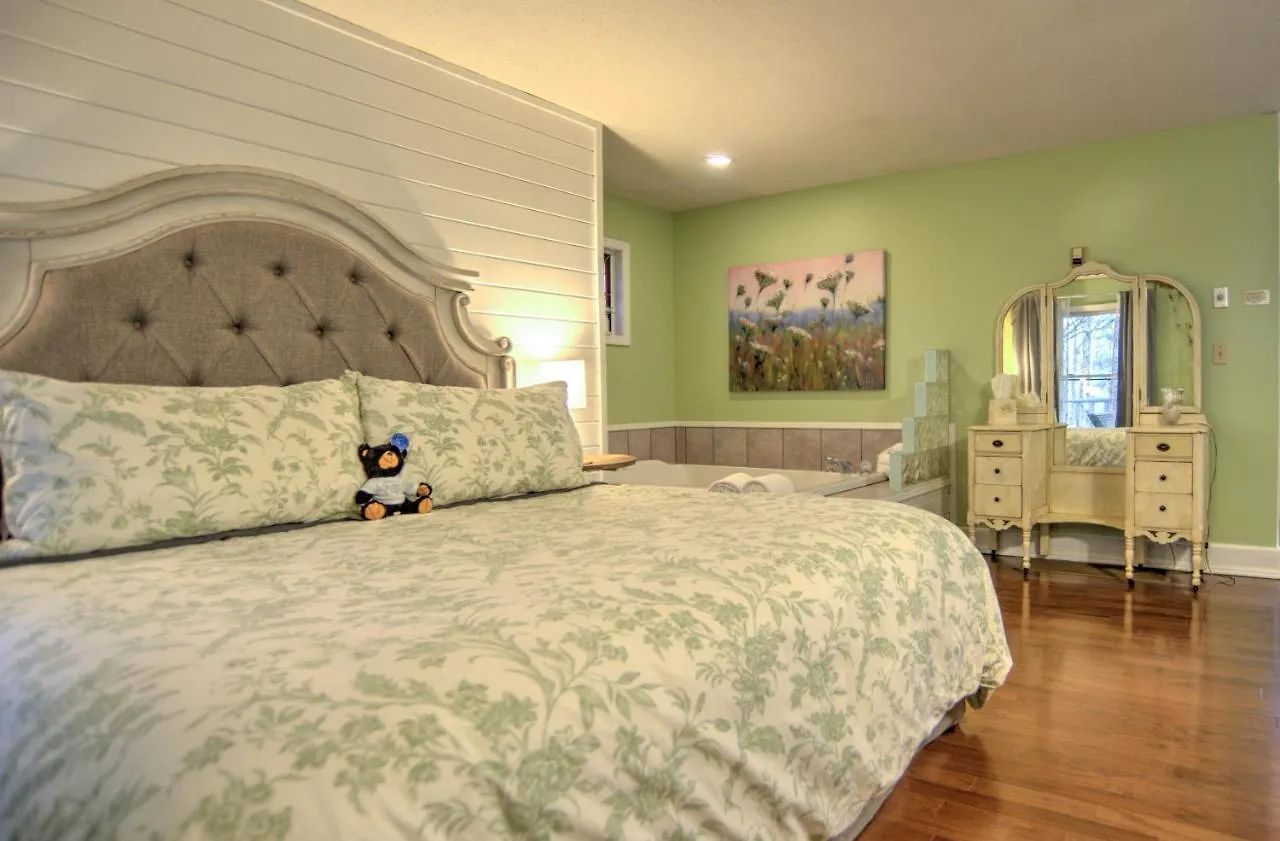 Blue Mountain Mist Country 3* Sevierville