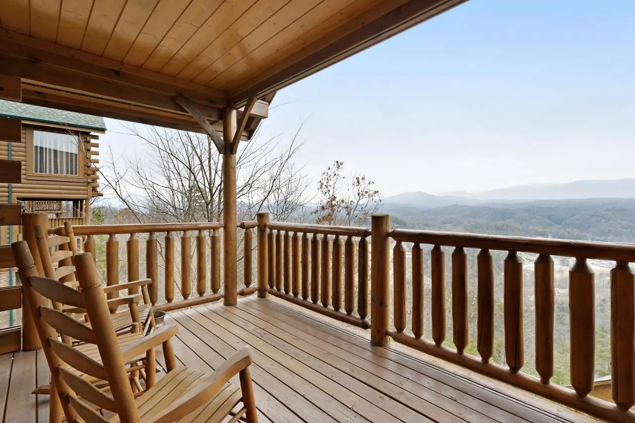Avalon Mist Pigeon Forge