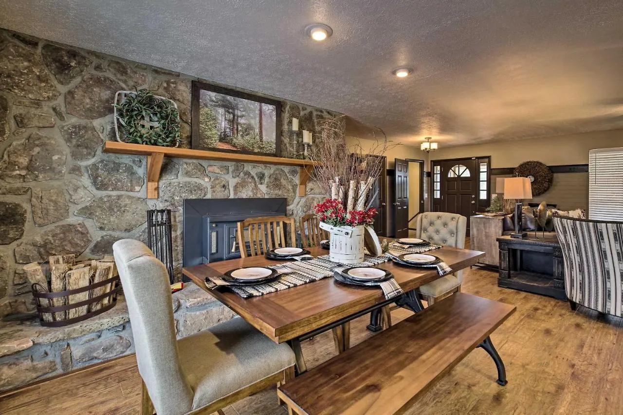 Rebel Retreat Holiday home *