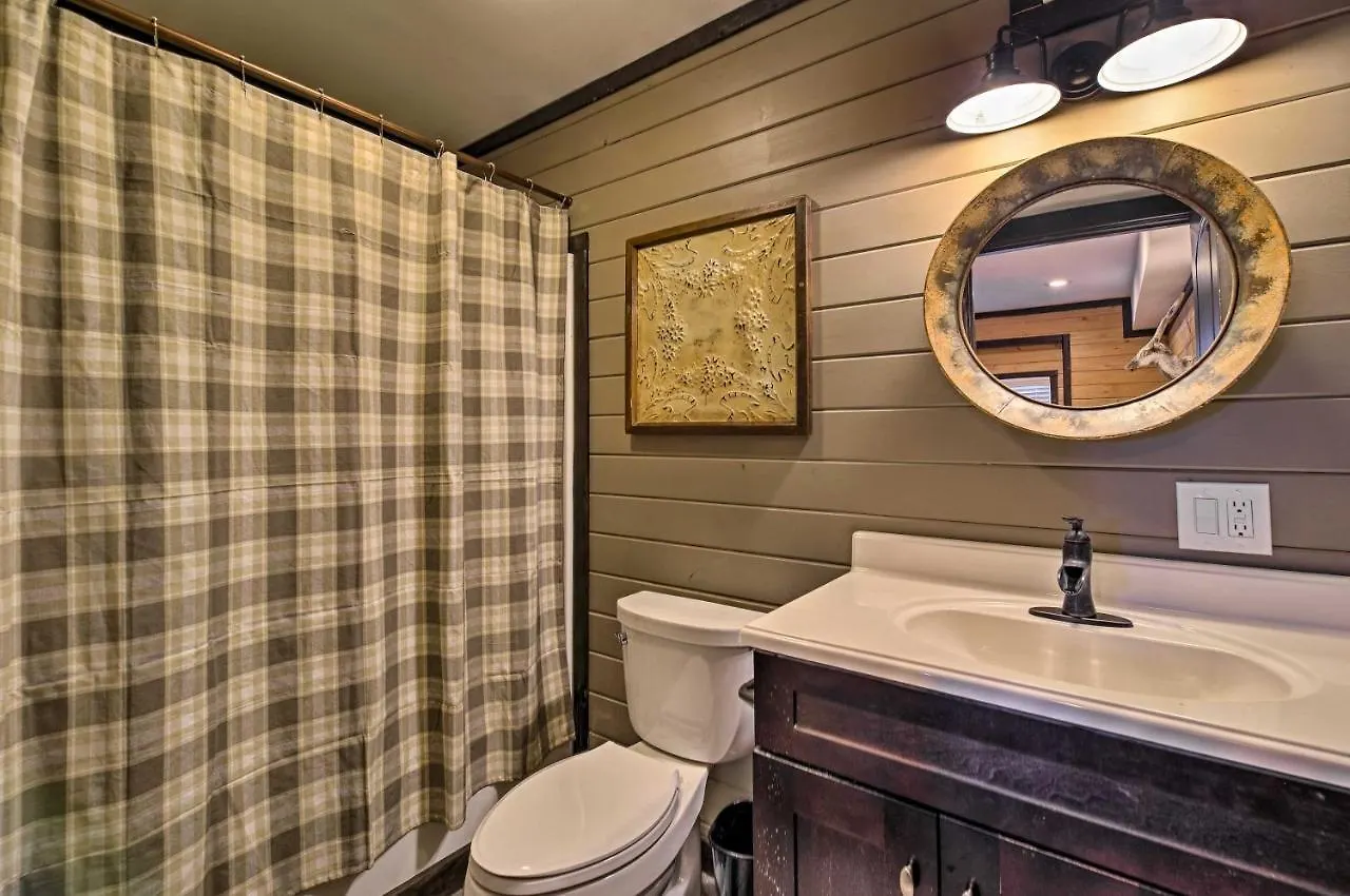 Rebel Retreat Holiday home *