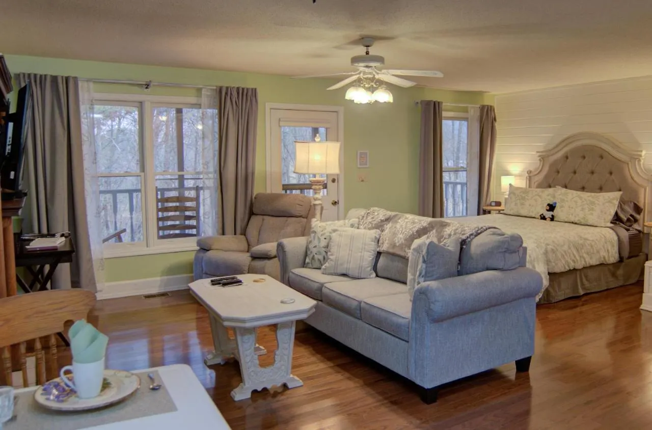 Blue Mountain Mist Country Bed & Breakfast