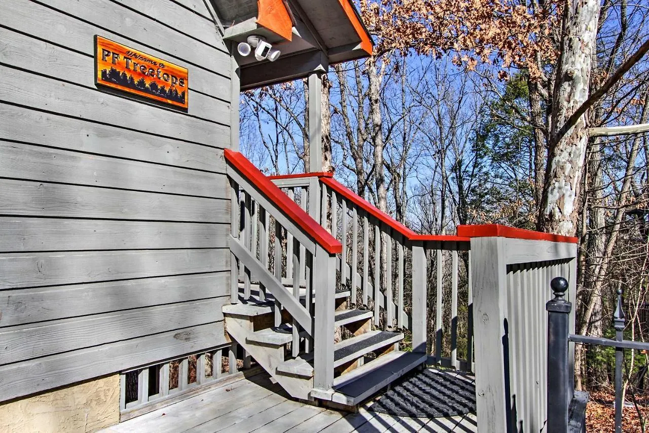 Smoky Mountain With Deck And Hot Tub! * Pigeon Forge