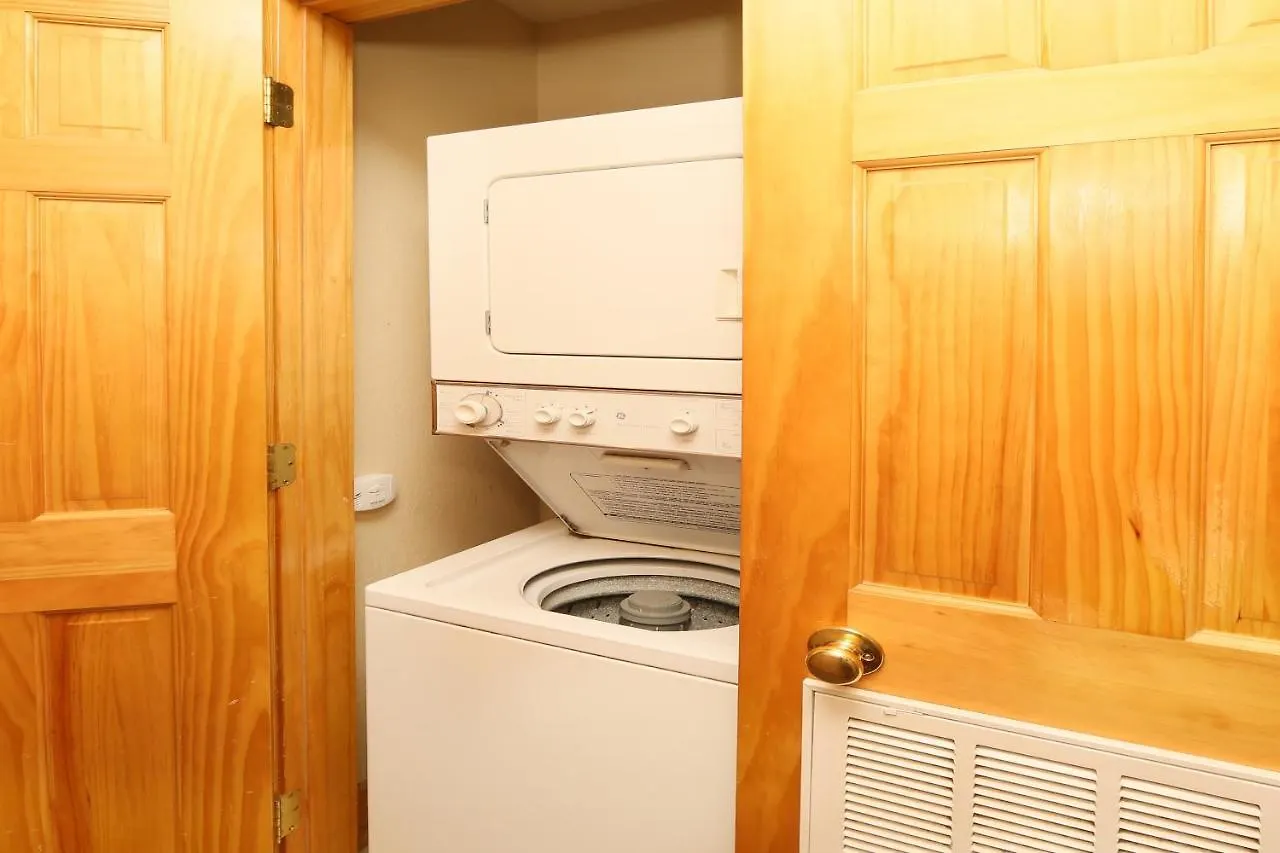 Pinnacle View 7b Apartment *