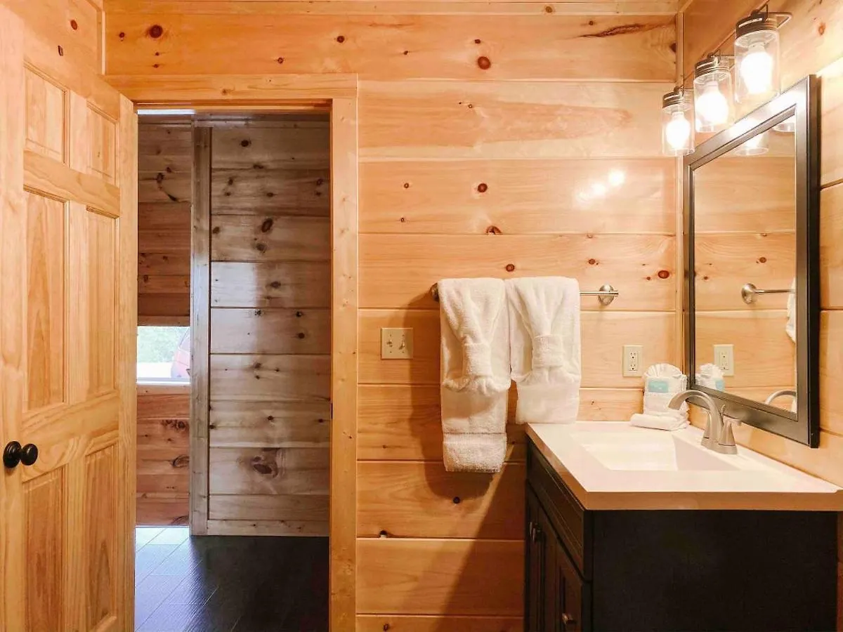 Splash Of Moonshine -heated Indoor Pool, Hot Tub, Arcade Game