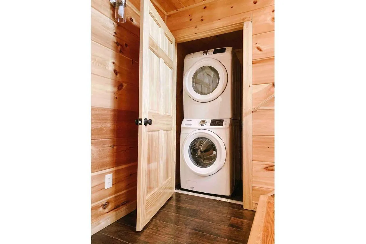 Splash Of Moonshine -heated Indoor Pool, Hot Tub, Arcade Game Chalet Pigeon Forge