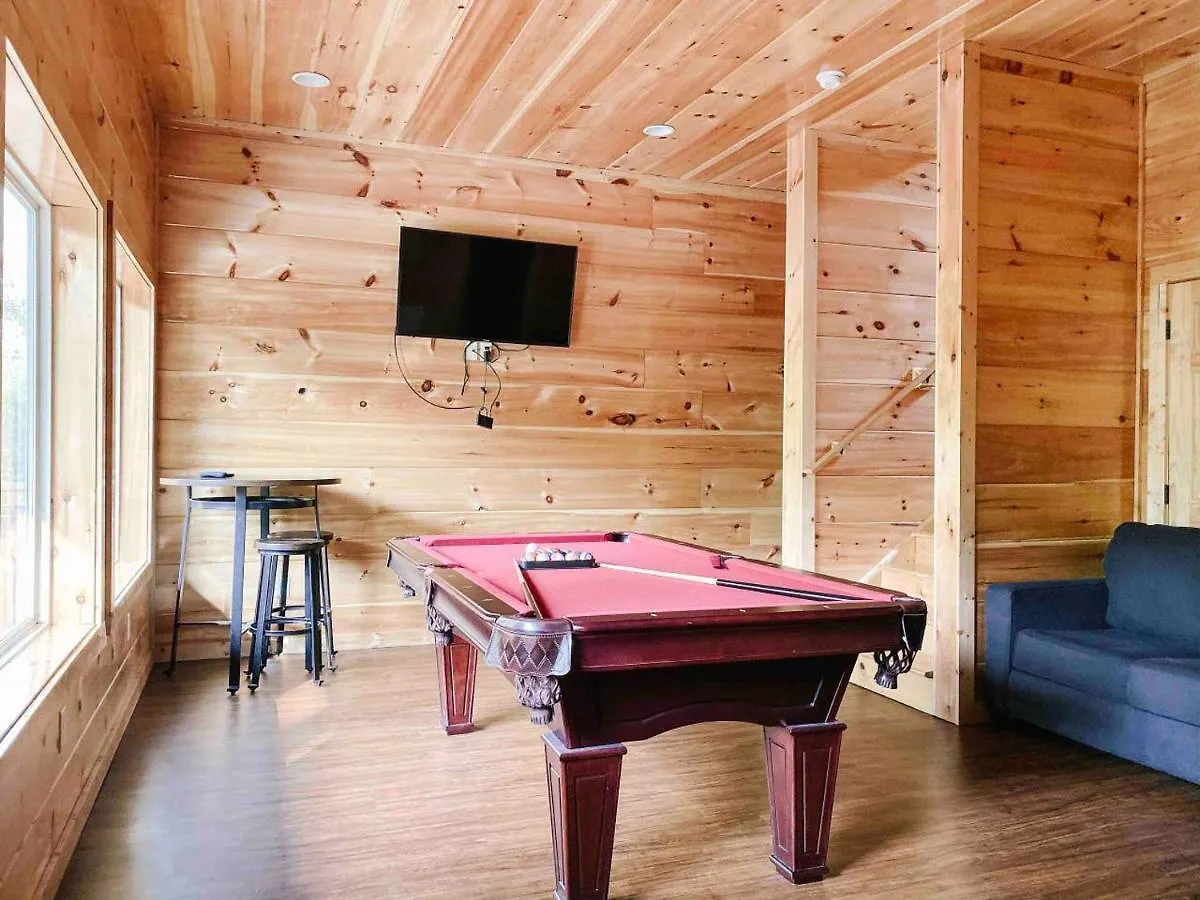 Chalet Splash Of Moonshine -heated Indoor Pool, Hot Tub, Arcade Game