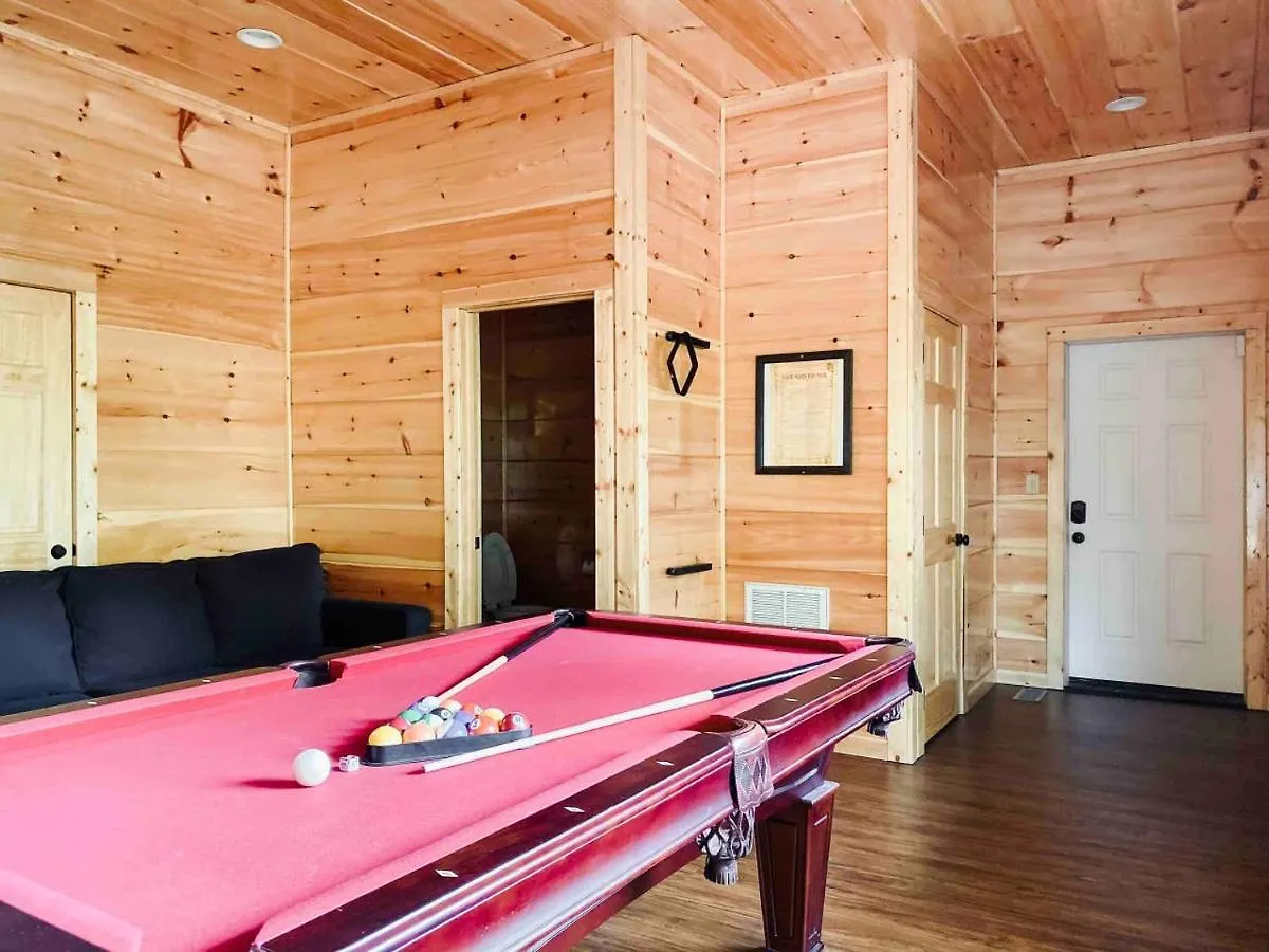 Chalet Splash Of Moonshine -heated Indoor Pool, Hot Tub, Arcade Game