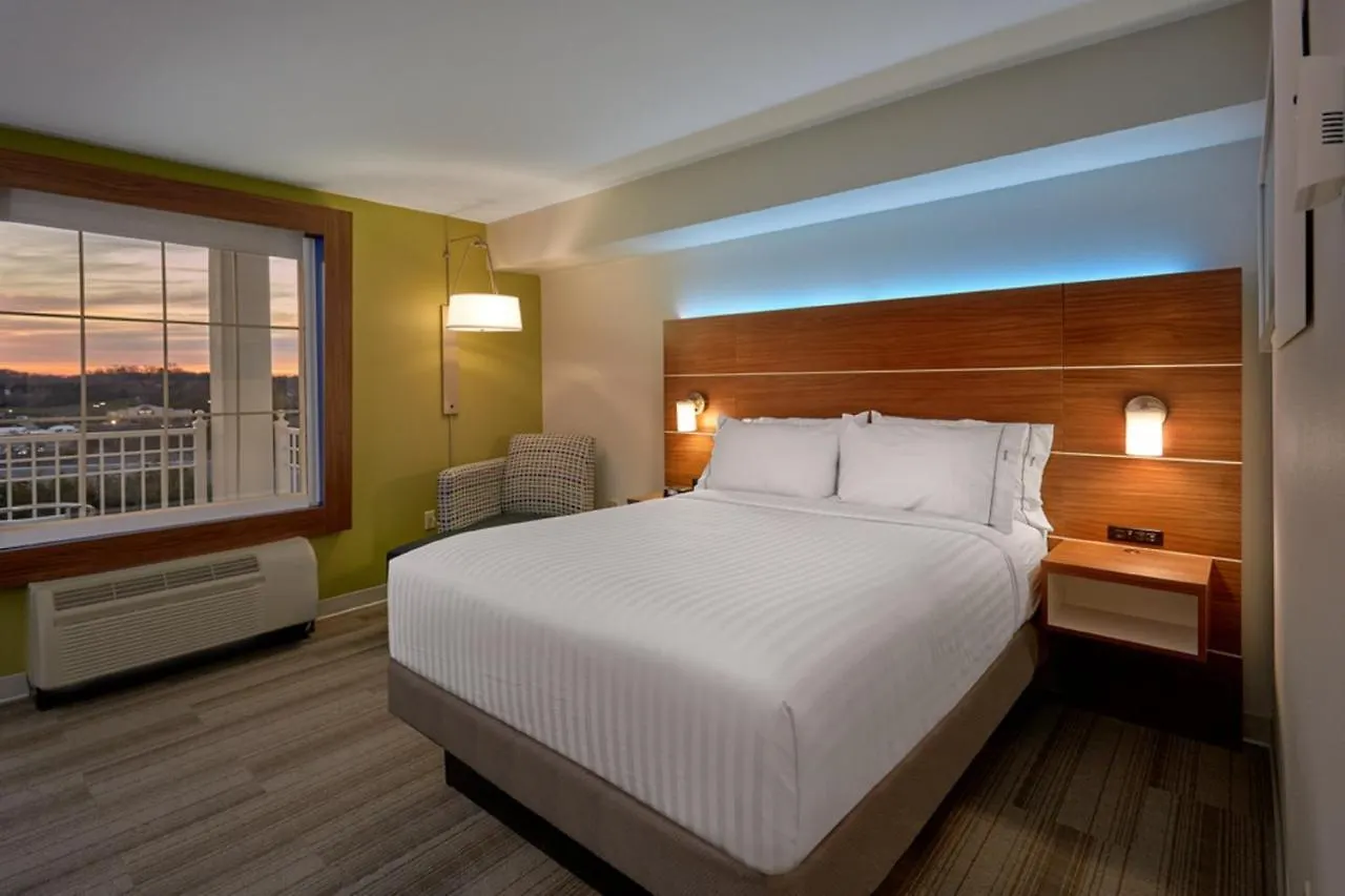Hotell Express - Sevierville By Ihg