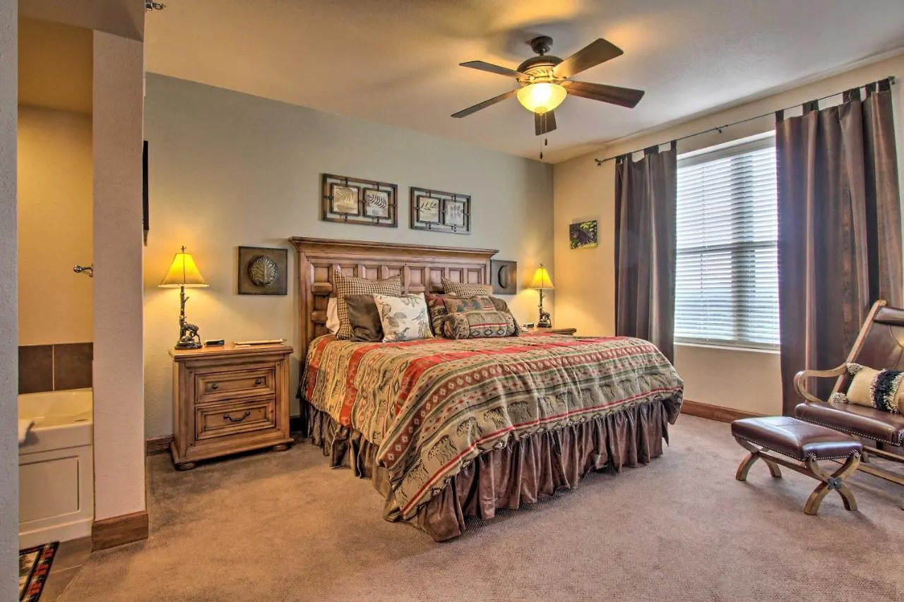 Less Than 2 Mi To Attractions! Apartment *