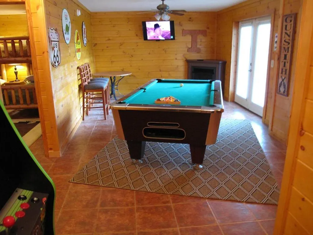 About The View-free Dollywood Ticket, 5 Bedroom 4 Bath Family Retreat W Mountain Views, Privacy