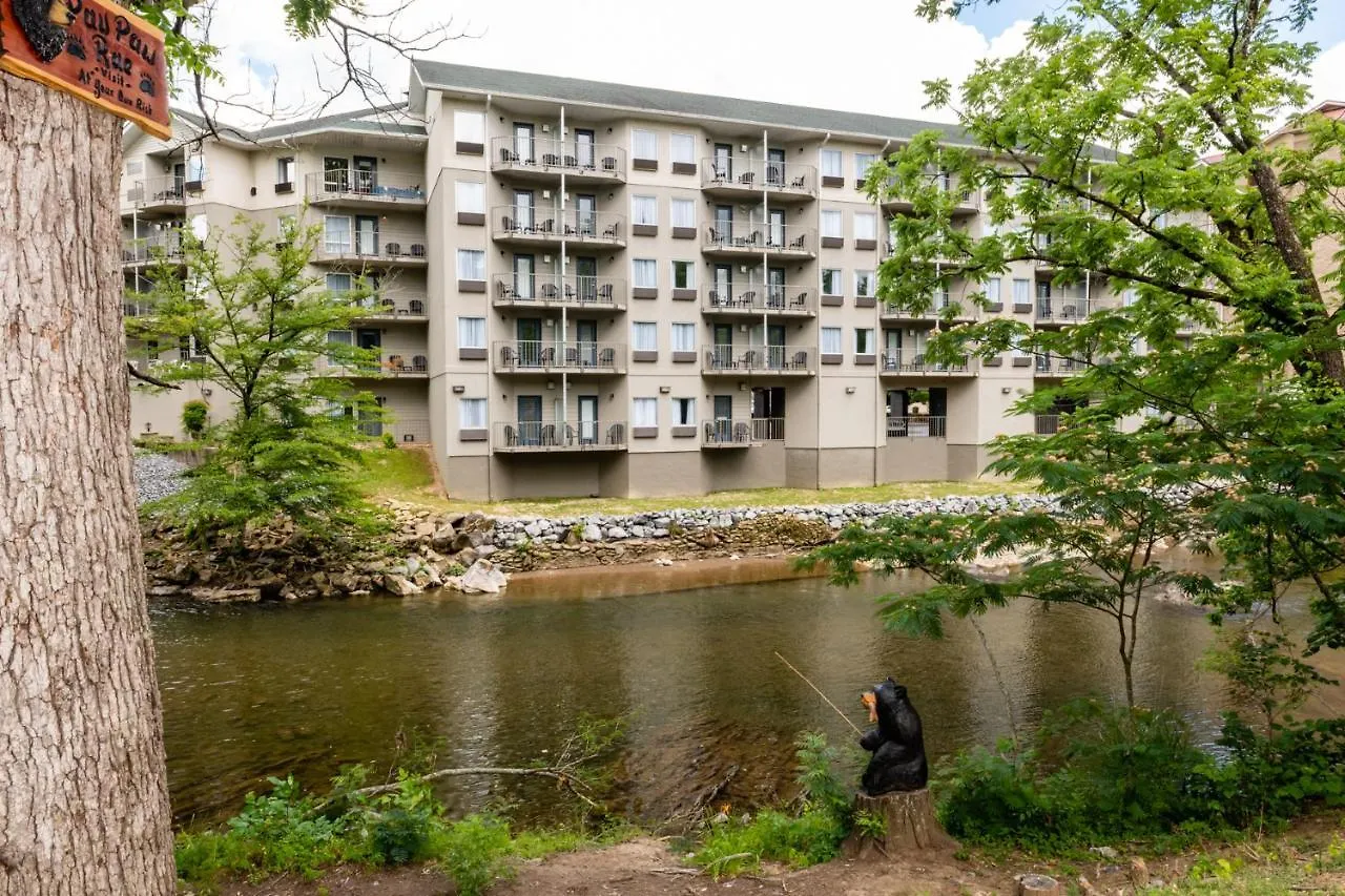Hotel Twin Mountain & Pigeon Forge