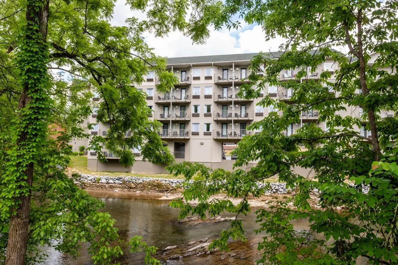Twin Mountain & Hotel