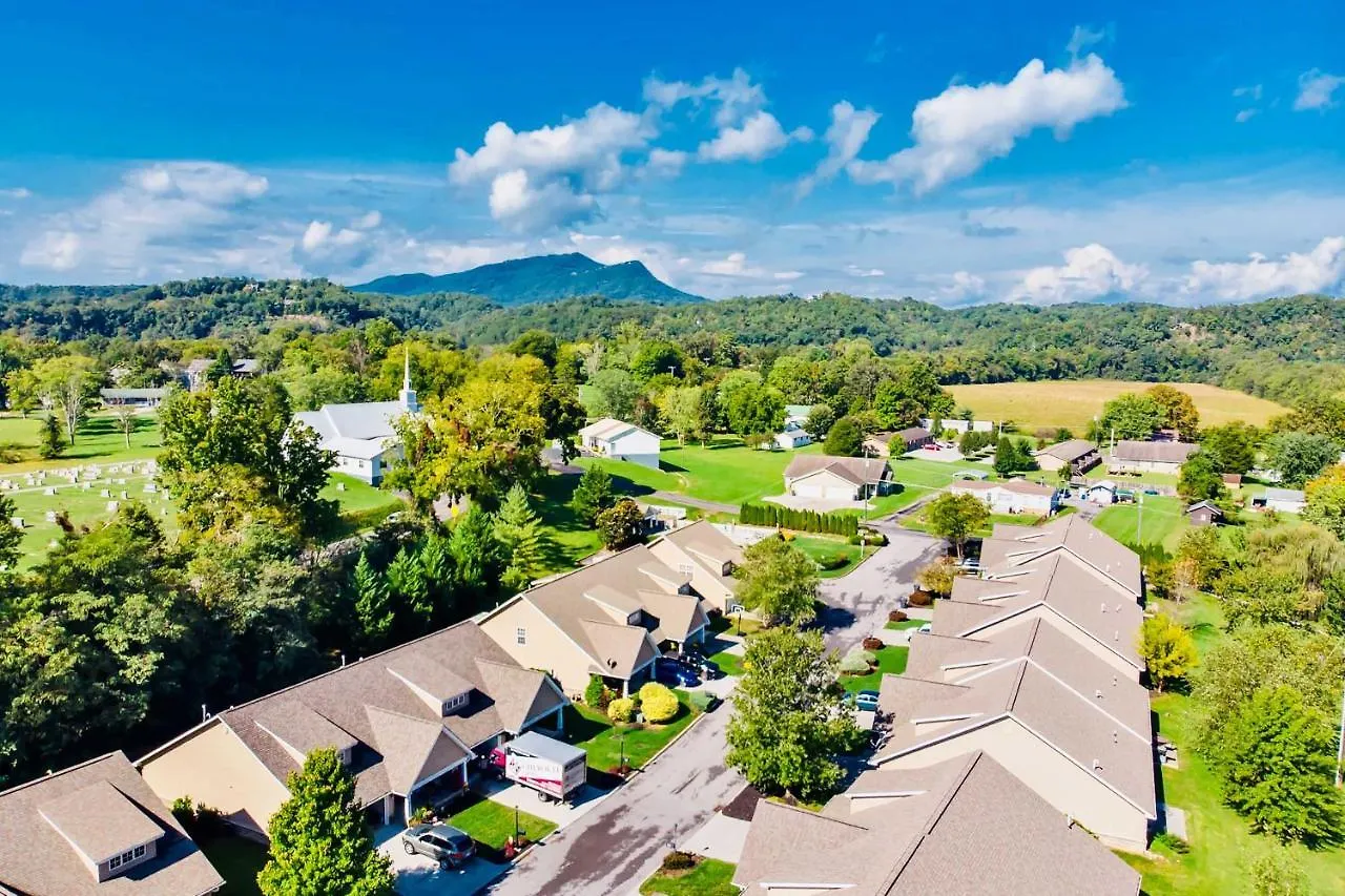 Feriehus With Community Pool - 2 Miles To The Island! Pigeon Forge