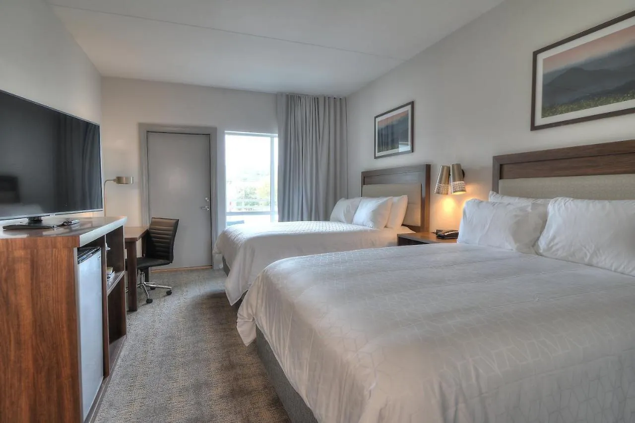 Hotel & Convention Center, An Ihg 4*