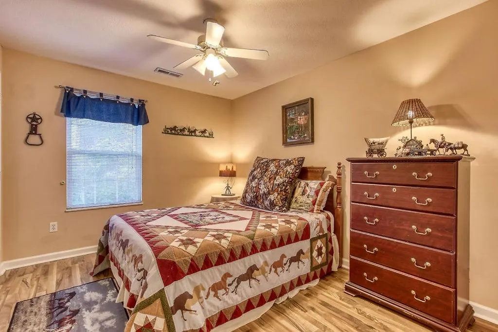 Rock Of Ages, Hot Tub, Game Room, Wifi, 1089 Free Tickets Each Paid Day, Dollywood And *