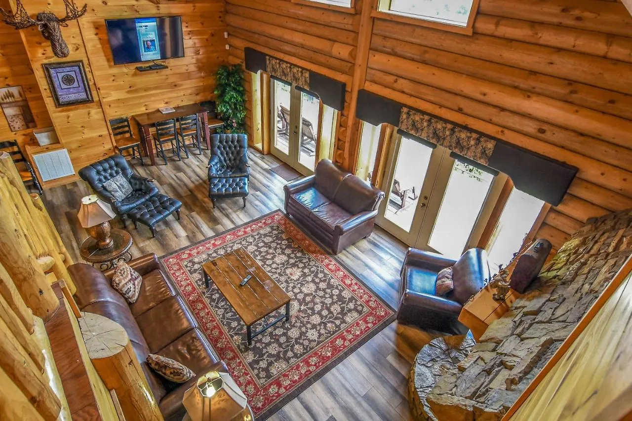 Moose Hollow Pigeon Forge