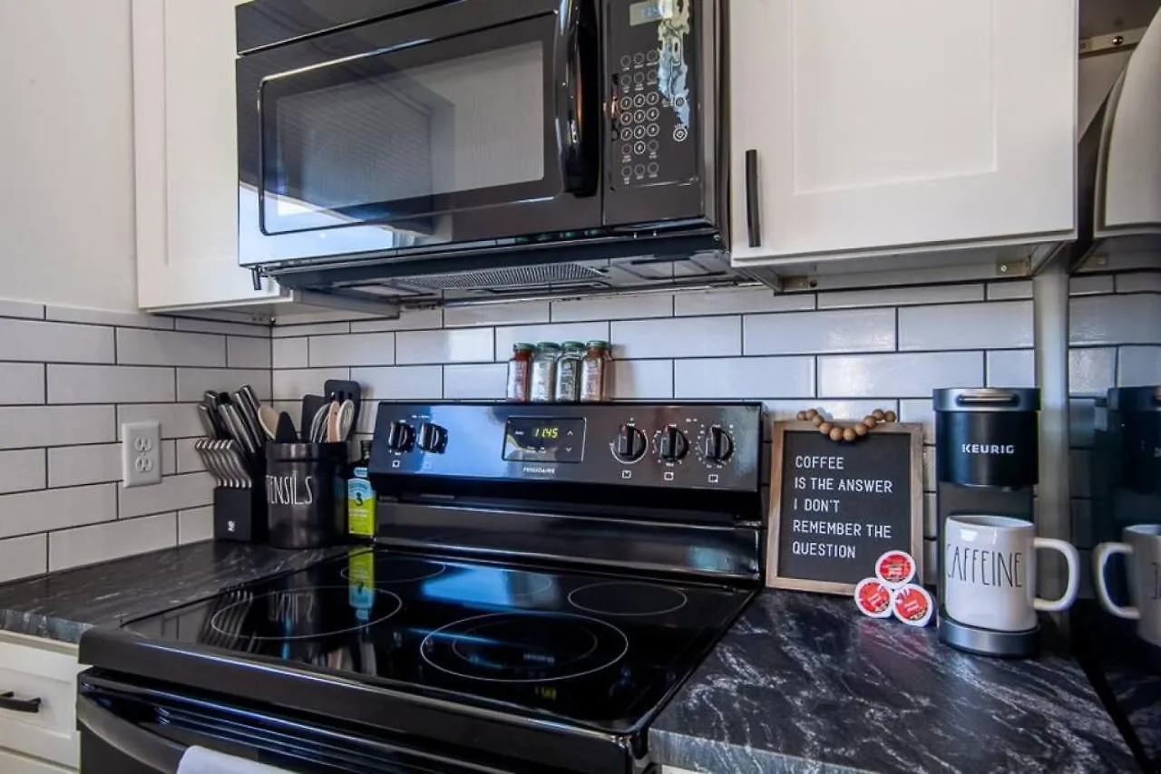 Charming Smoky Mountain Tiny House