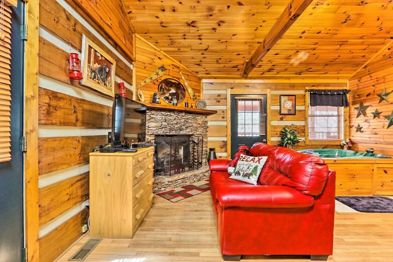 Διαμέρισμα Cabin With Waterfall And Hot Tub, 1 Mi To Parkway! Pigeon Forge