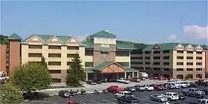 Grand & Convention Center Hotel