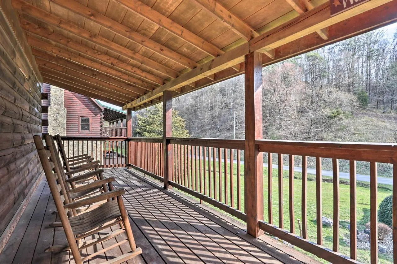 Smoky Mountain With Game And Hot Tub! Casa vacanze