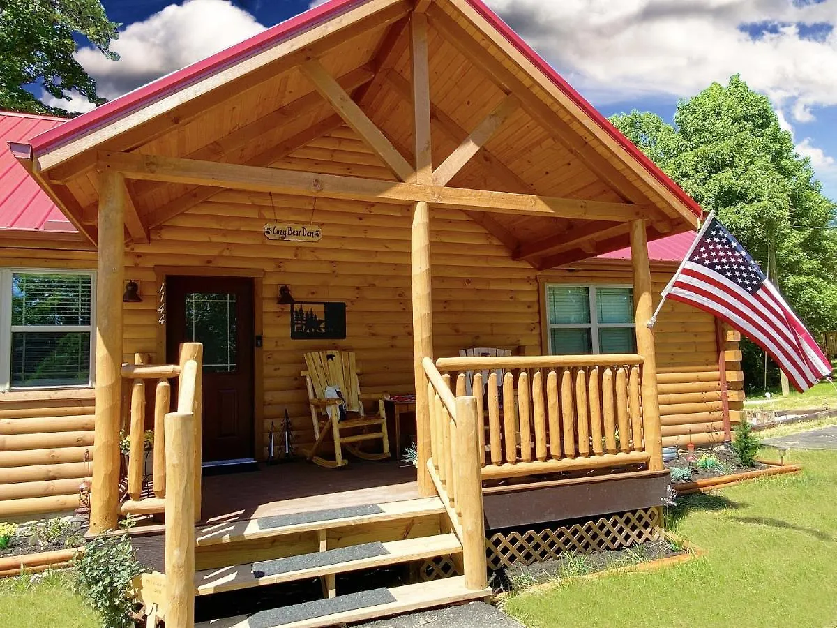 Cozy Bear Den Holiday home Pigeon Forge
