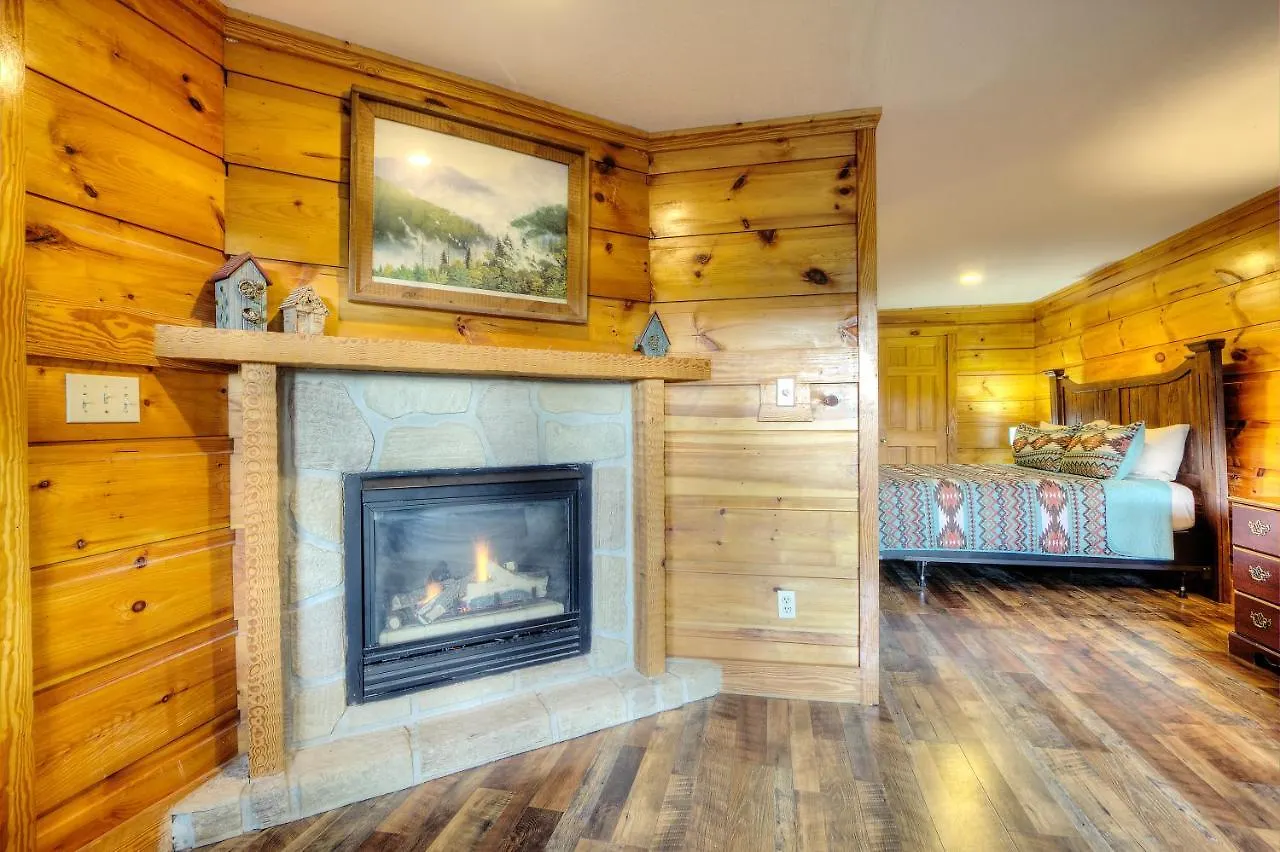 Vakantiehuis Great Wolf Cabin In Pigeon Forge!