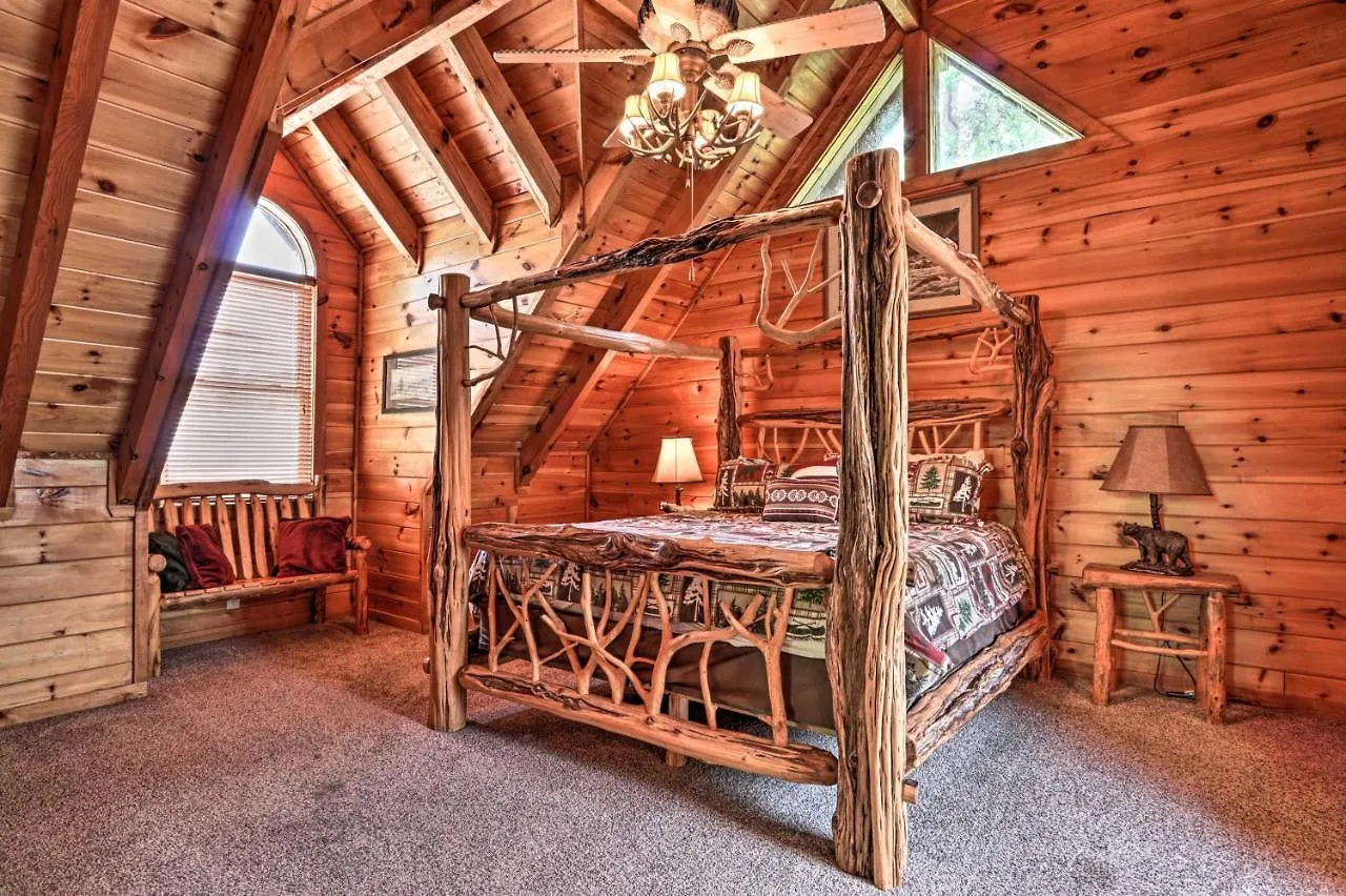 Getaway With Covered Patio And Hot Tub! Prázdninový dům Pigeon Forge