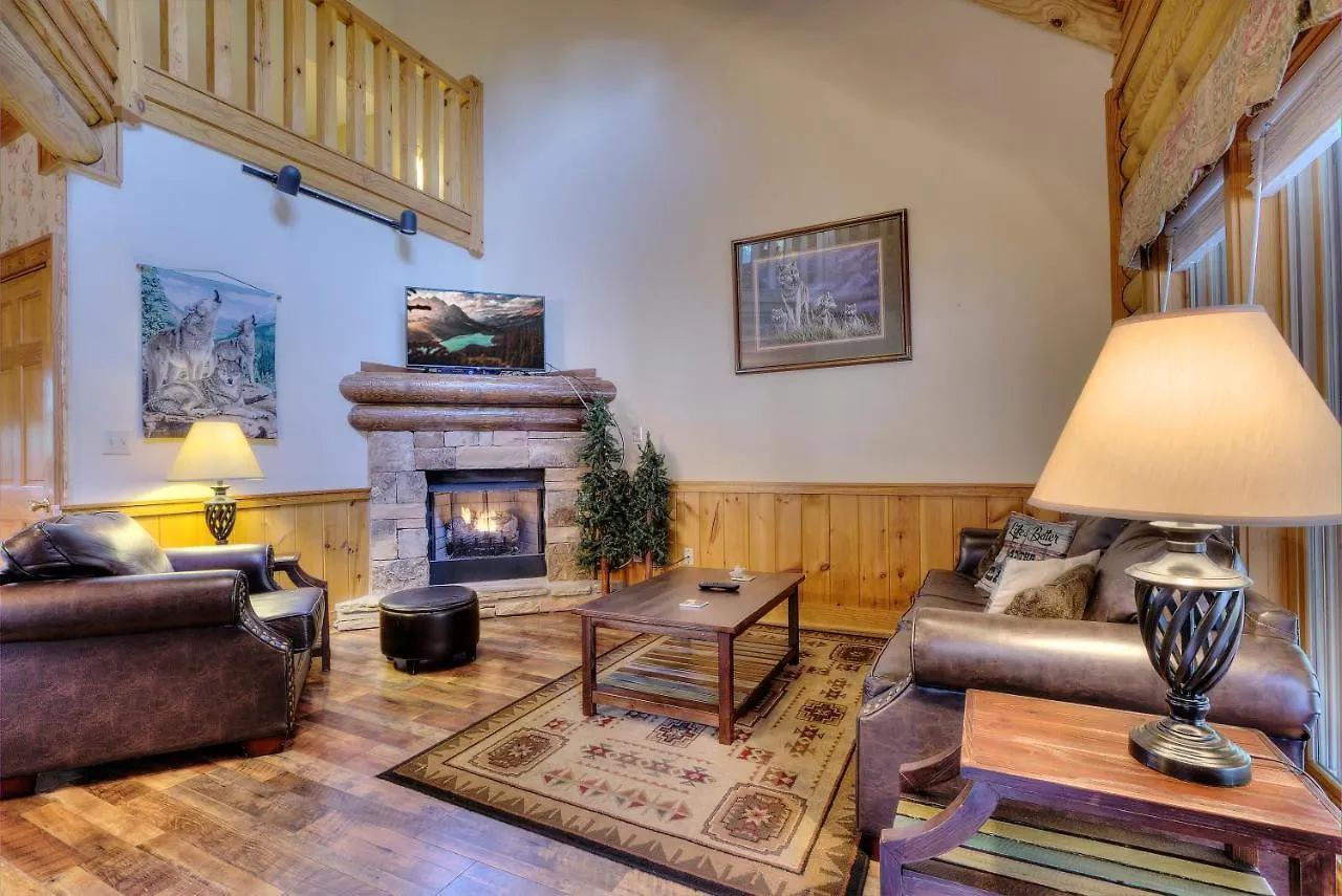 Great Wolf Cabin In Pigeon Forge! Vakantiehuis