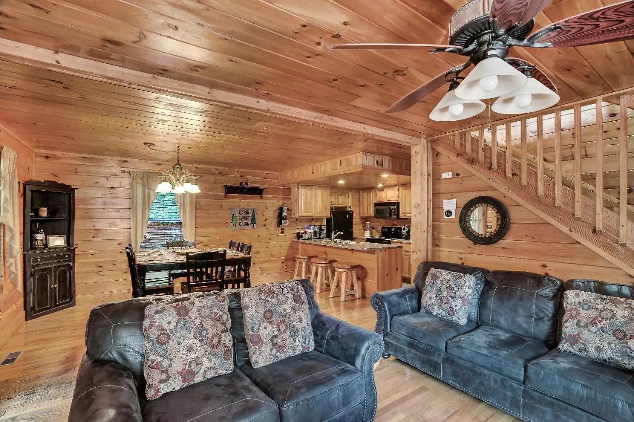 Goldilocks' Honey Pot Chalet
