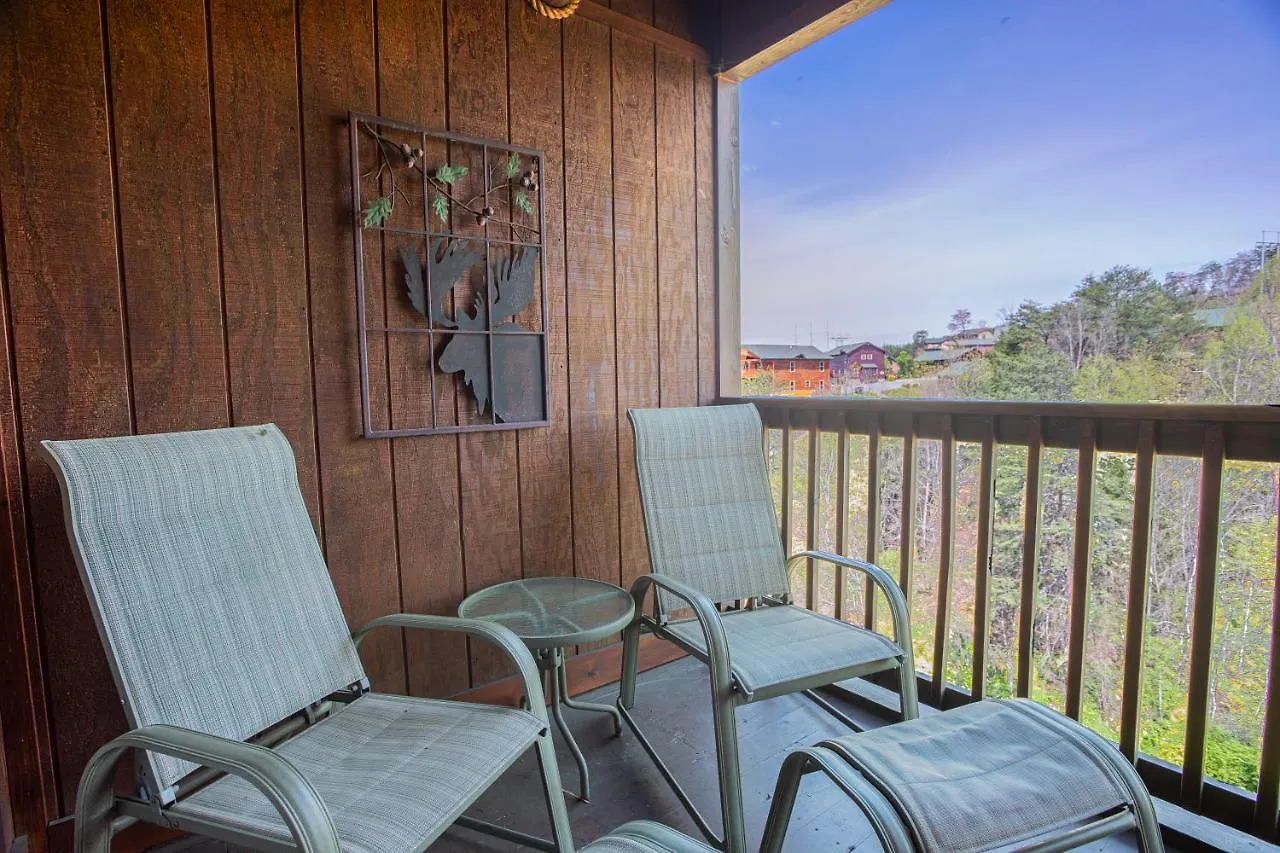Σπίτι διακοπών Deer Tracks Retreat In Pigeon Forge! Pigeon Forge