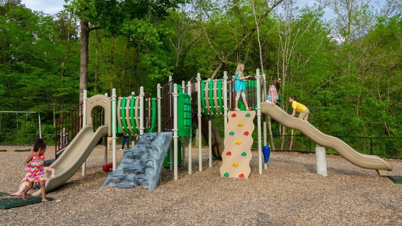 The At Governor's Crossing 3*