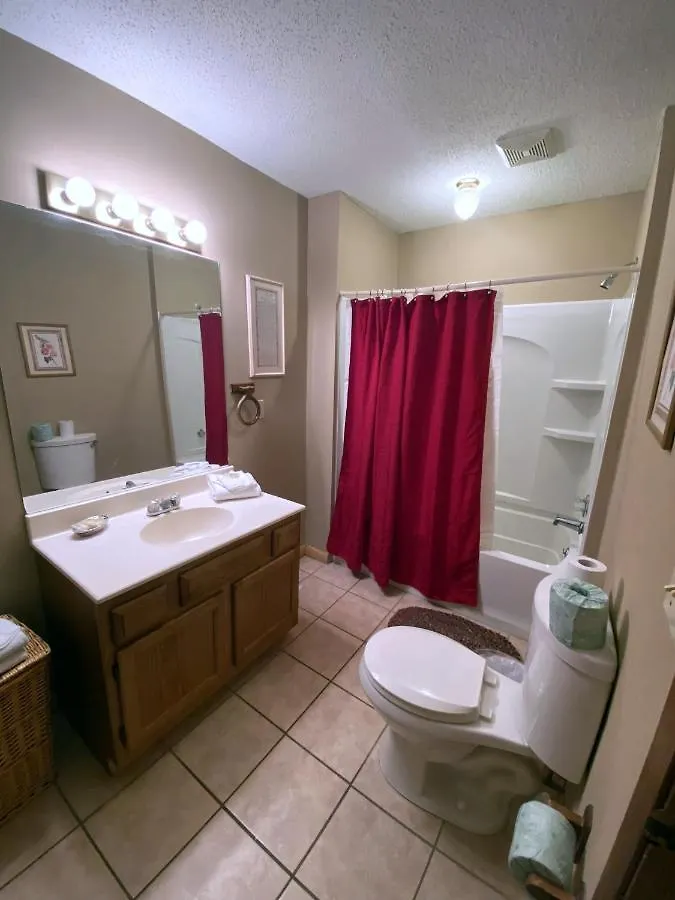 Hartman Hideaway Economy Cabin Holiday home Pigeon Forge