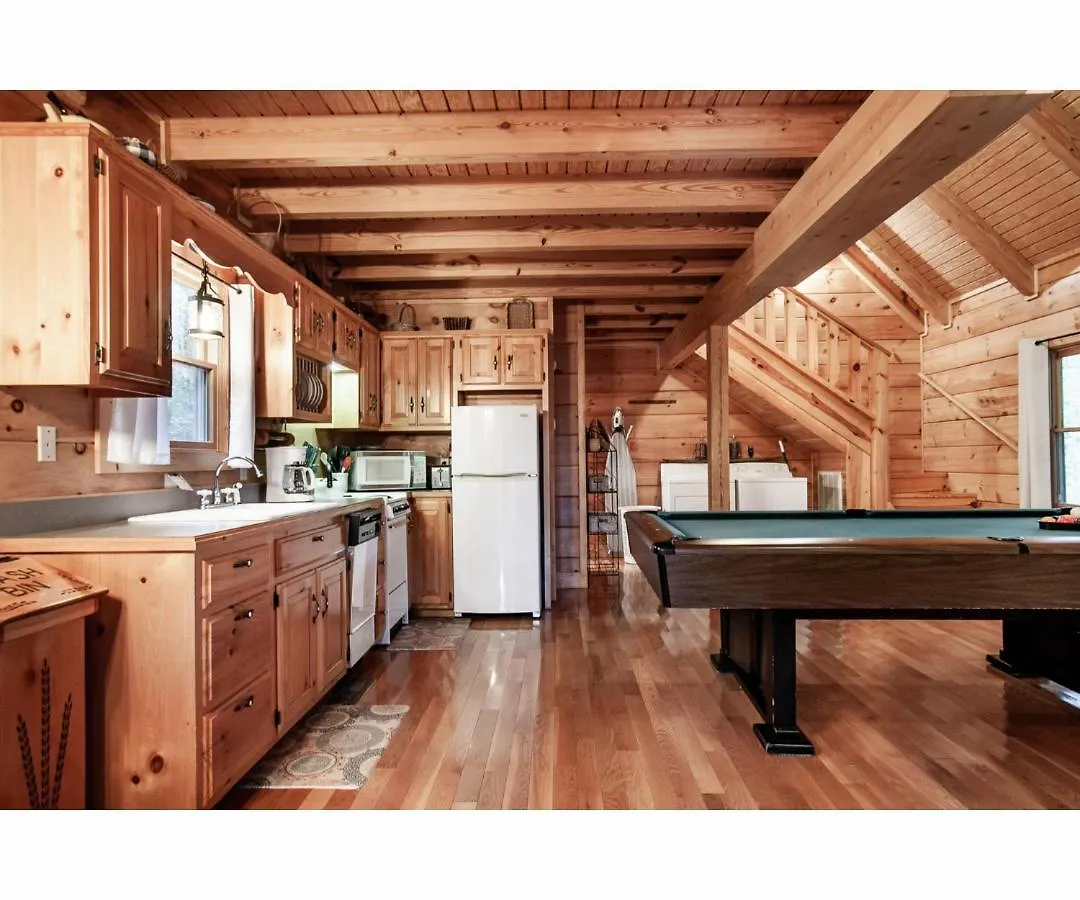 Sweet Dreams With Romantic, Hot Tub And Pool Table