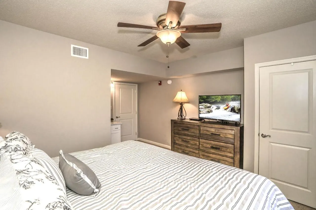 Cedar Apartment Pigeon Forge