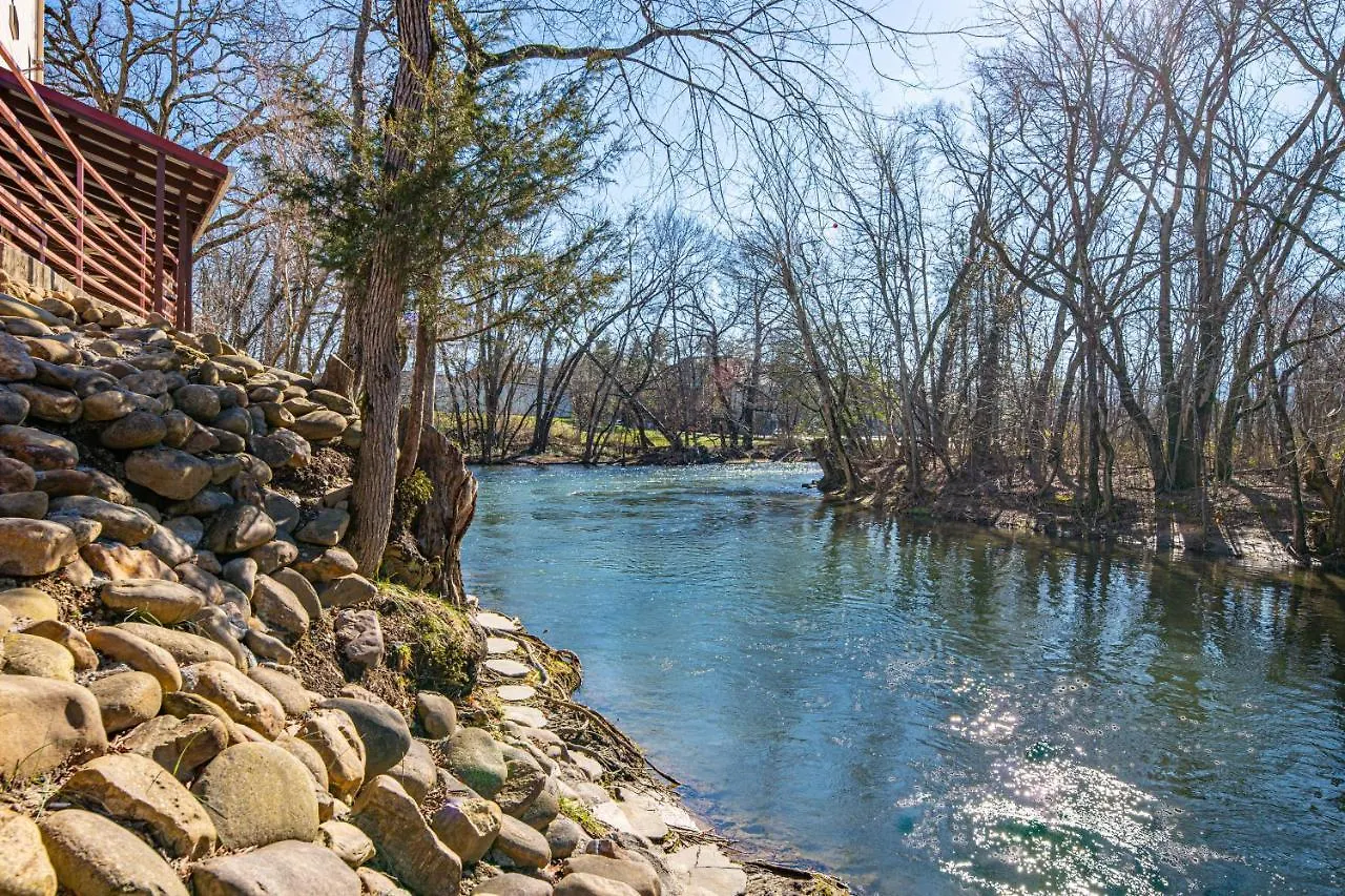 River Bend - Pigeon Forge
