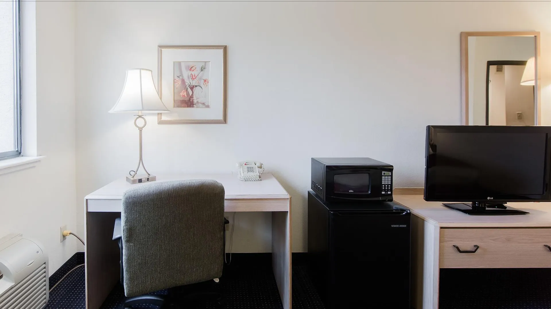Hotel (adults Only)
