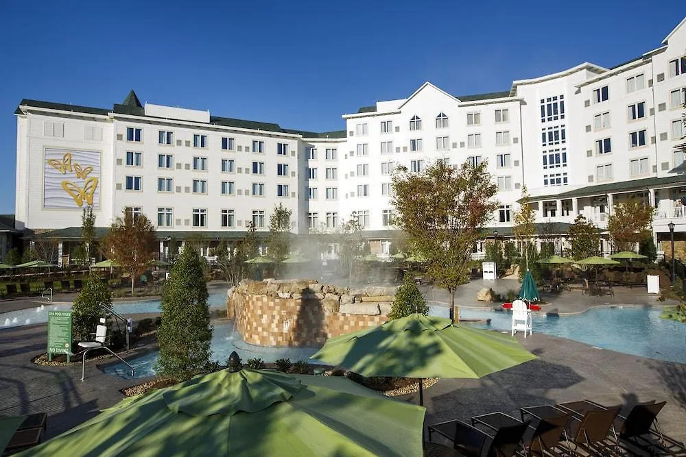Dollywood's Dreammore And Resort Pigeon Forge