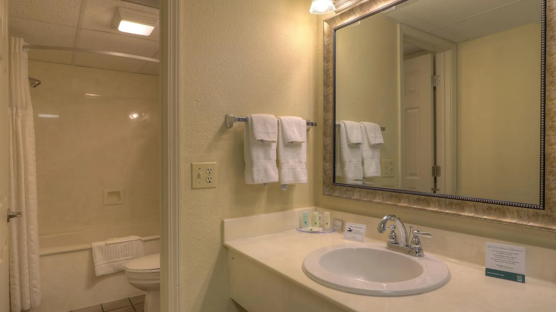 Quality & At Dollywood Lane 2* Pigeon Forge