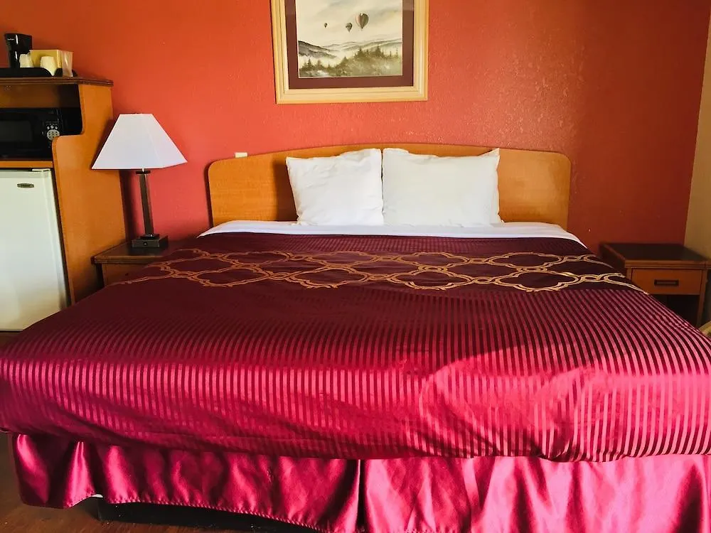 Bear Mount & Otel
