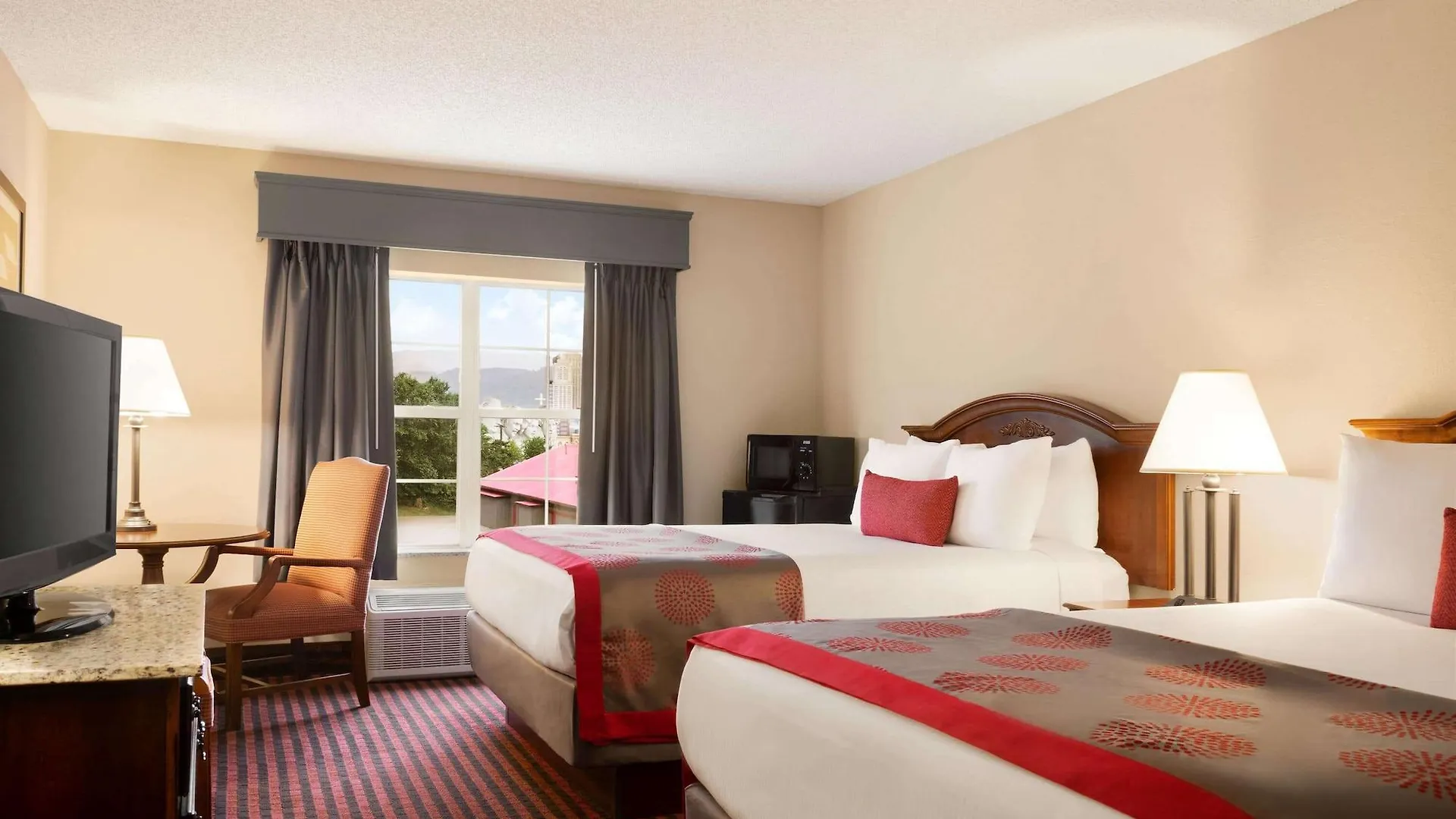 Ramada By Wyndham North Hotel
