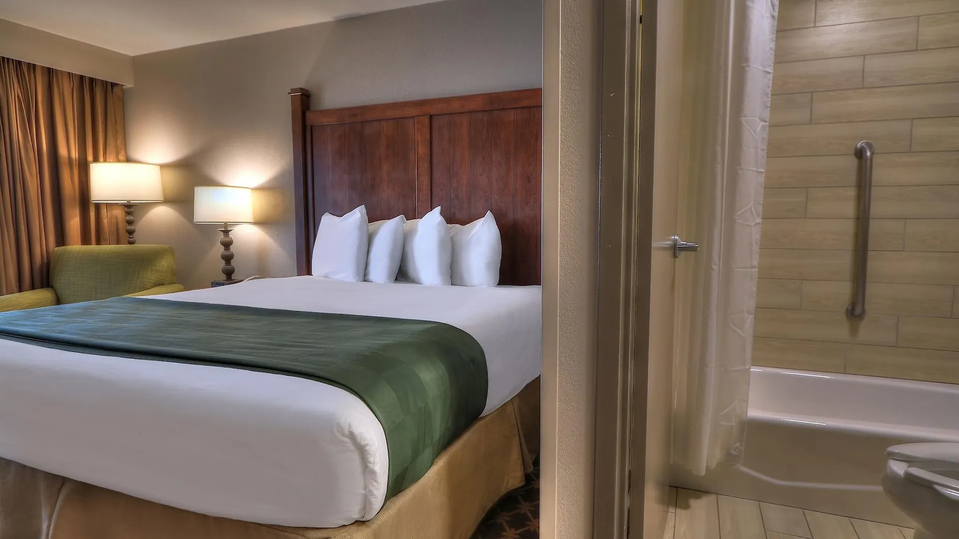 Inn Quality Near The Island 3*