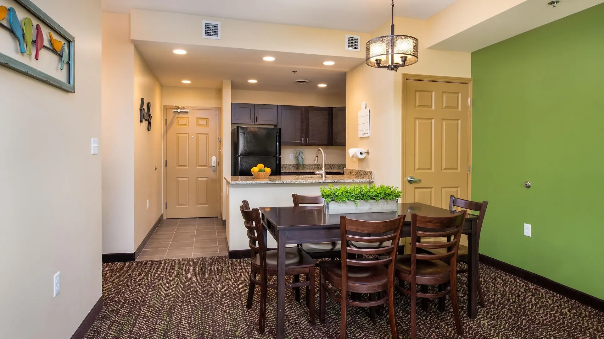The At Governor's Crossing 3*