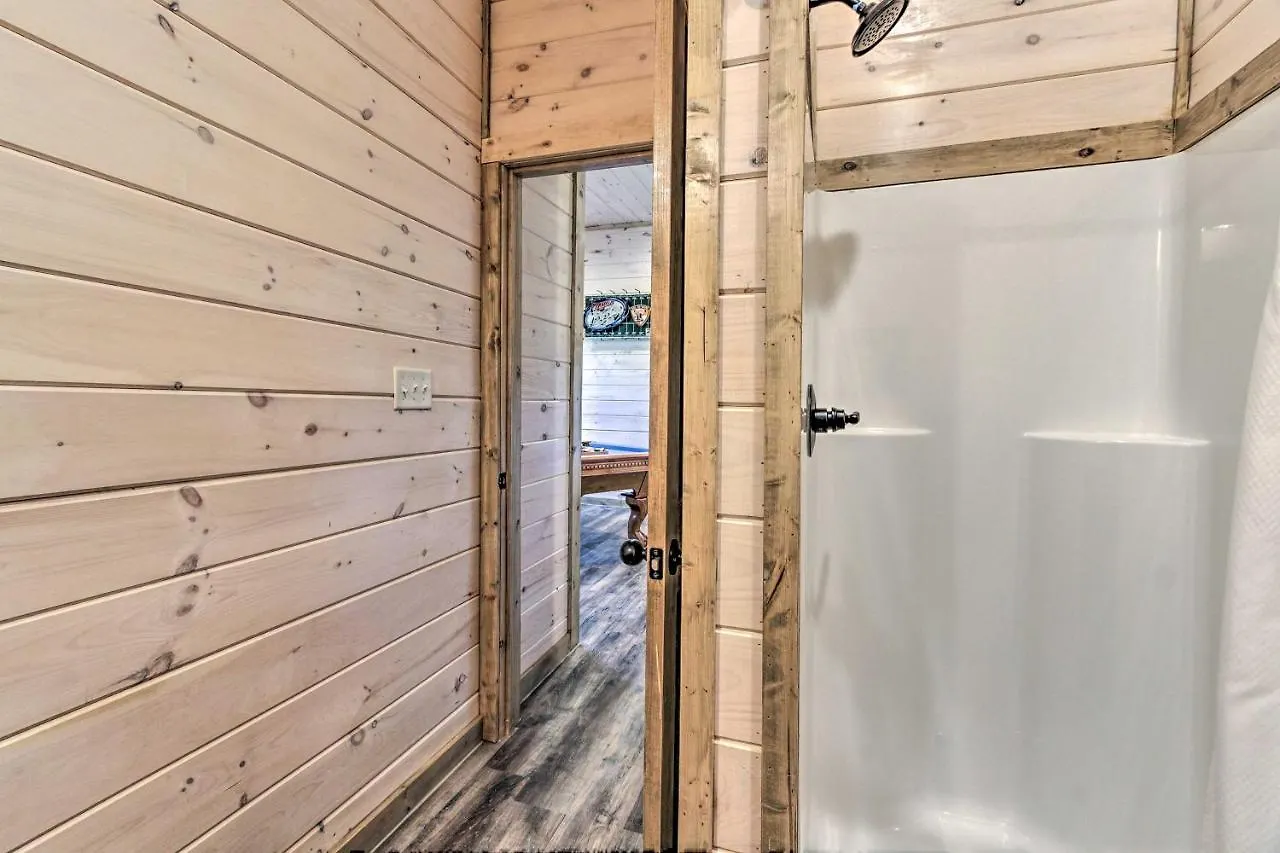 'madison Bear Garden' 7bdr W/hot Tub + Pool Access *