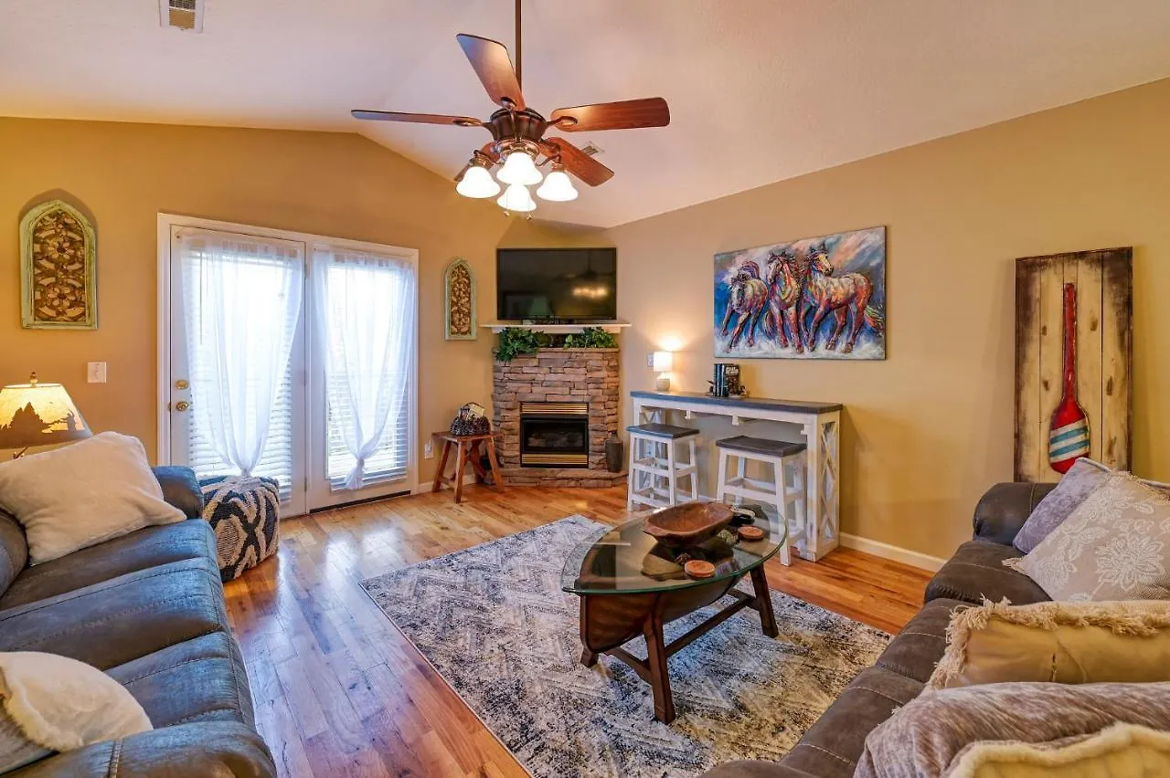 Σπίτι διακοπών High N Dry-quiet River Access Neighborhood, 1 Mile To Parkway, 5 Miles To Dollywood!