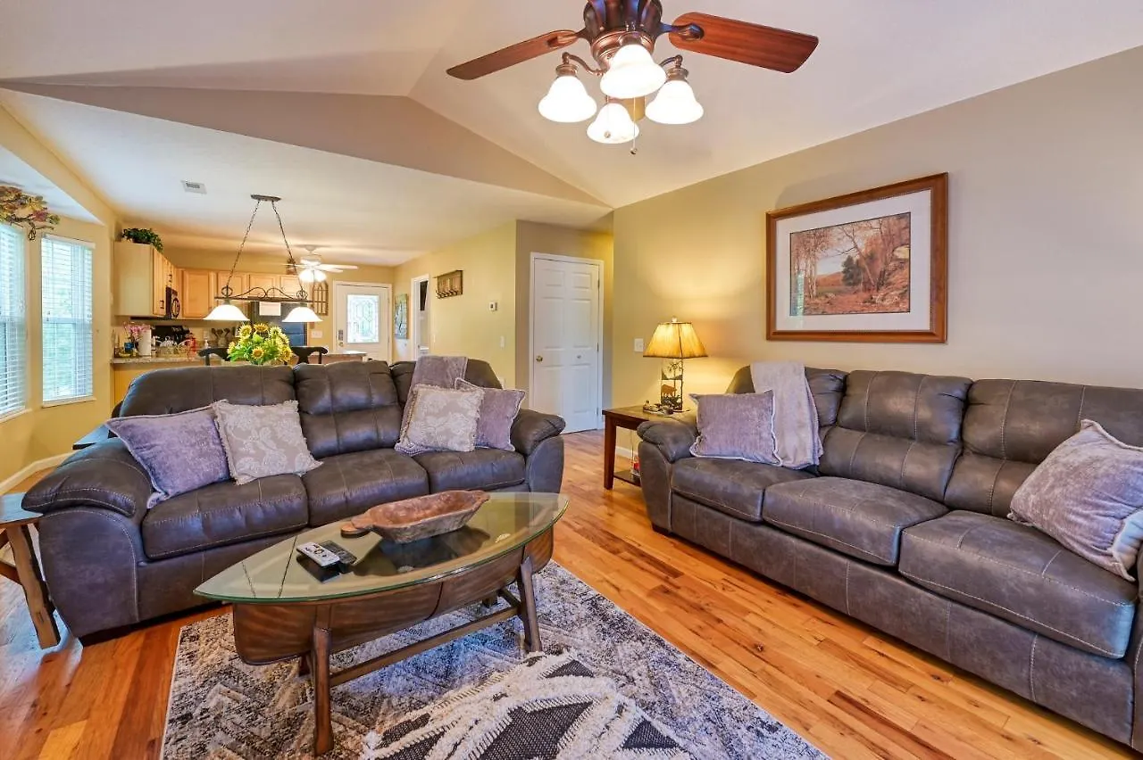 Σπίτι διακοπών High N Dry-quiet River Access Neighborhood, 1 Mile To Parkway, 5 Miles To Dollywood!