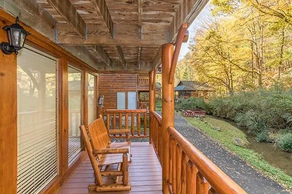 Smokey Max Holiday home