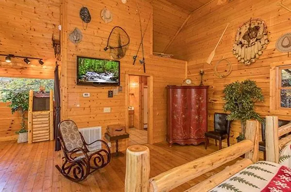 Holiday home Smokey Max Pigeon Forge