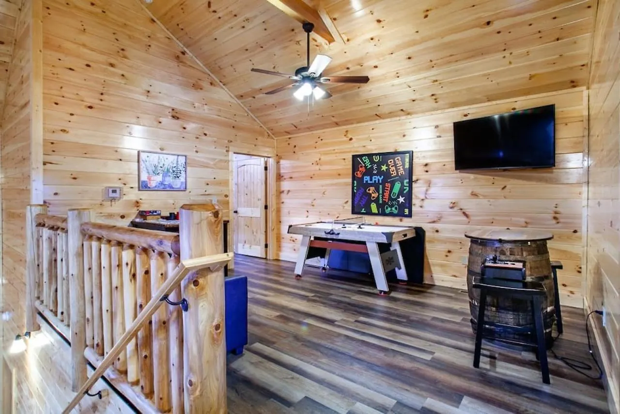 Swimming Bears Two With Pools And Hottubs Nyaraló Pigeon Forge