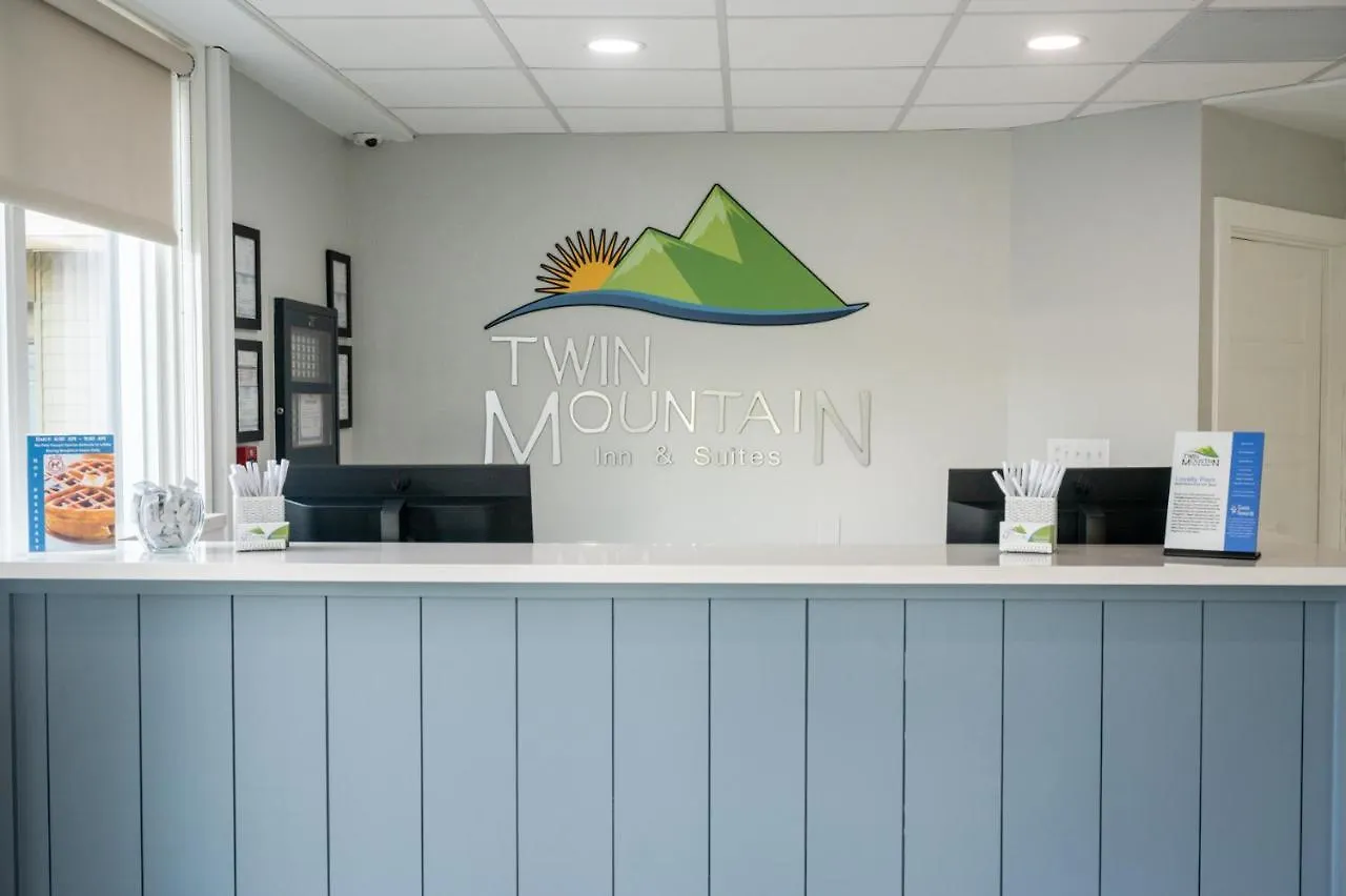 Twin Mountain & 3*