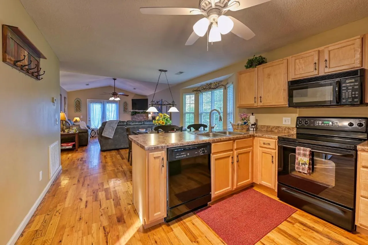 High N Dry-quiet River Access Neighborhood, 1 Mile To Parkway, 5 Miles To Dollywood! Σπίτι διακοπών *